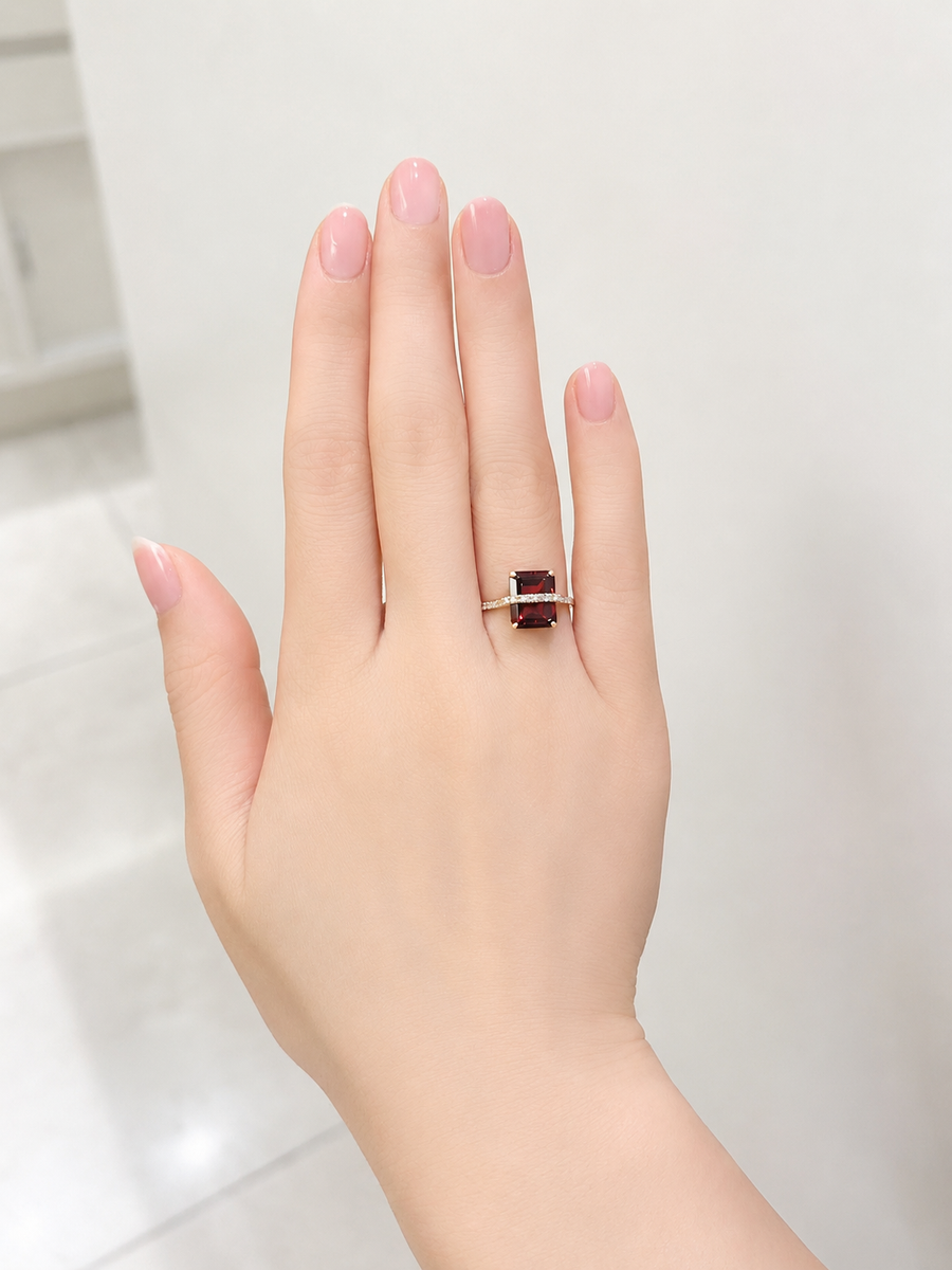 Ravicharme | 【数量限定】Nude ガーネットリングM（エメラルドカット